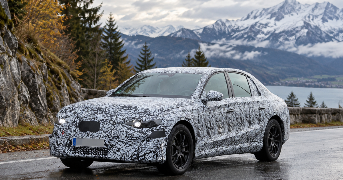 Mercedes presentará en 2027 el Clase E eléctrico que sustituirá al EQE